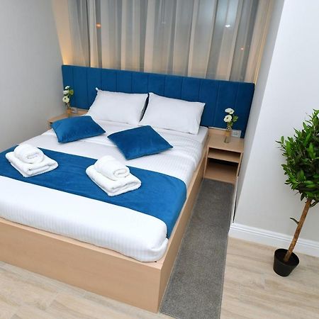 President Aparthotel Cacak Exterior photo
